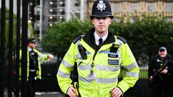 Mirror: в Британии 870 сексуальных маньяков избежали наказания после извинений 