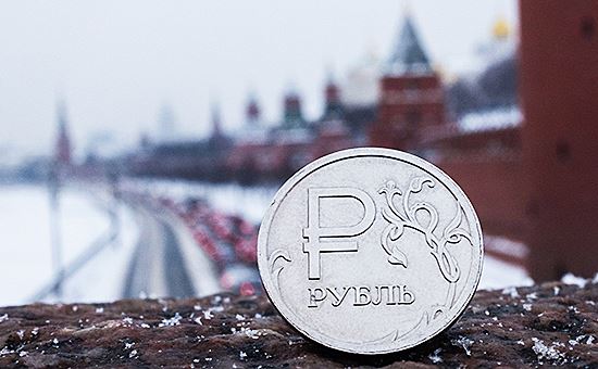 Аналитик назвала причину устойчивости рубля