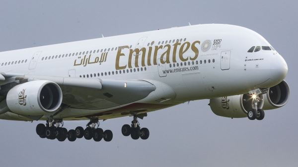 Emirates Airlines заявила о планах продолжить полеты в РФ<br />
